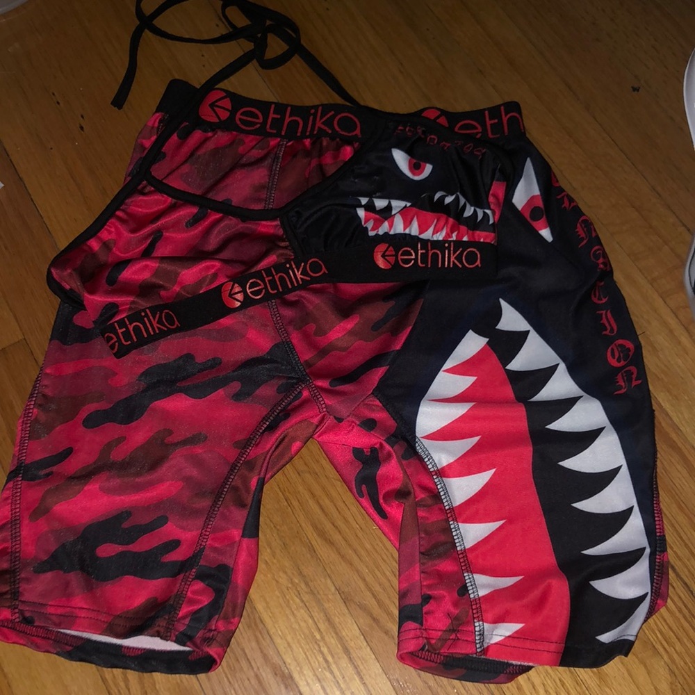 Two pieace ethika set